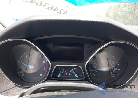 2018 Ford Focus Se z USA, uszkodzony, nr VIN 1FADP3FE8JL238024